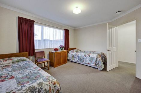 Photo of property in 33d Argyle Street, Hawera, 4610