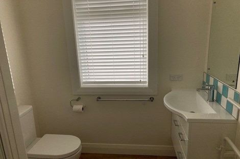 Photo of property in 196 Wilsons Road South, Saint Martins, Christchurch, 8022