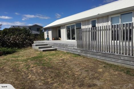 Photo of property in 46 Gawler Street, Te Horo Beach, Otaki, 5581