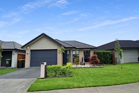 Photo of property in 13 Kirkaldy Street, Wattle Downs, Auckland, 2103