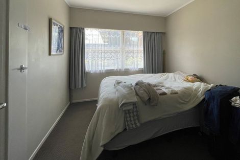 Photo of property in 129 Forrest Hill Road, Forrest Hill, Auckland, 0620