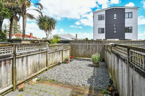 Photo of property in 11/289 Shirley Road, Papatoetoe, Auckland, 2025
