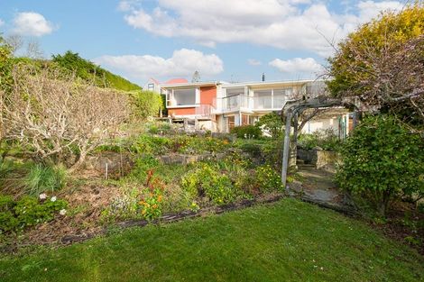 Photo of property in 264 Mount Pleasant Road, Mount Pleasant, Christchurch, 8081