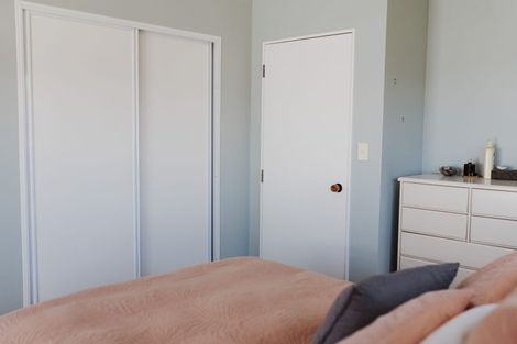 Photo of property in 33a Rosewood Place, Paraparaumu, 5032