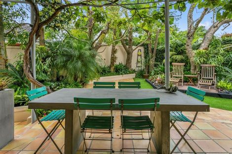 Photo of property in 1/15 Sylvan Park Avenue, Milford, Auckland, 0620