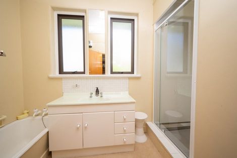 Photo of property in 6 Craig Place, Bridge Hill, Alexandra, 9320