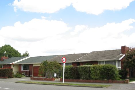 Photo of property in 182 Kendal Avenue, Burnside, Christchurch, 8053