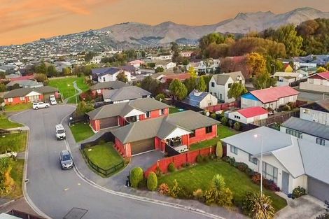 Photo of property in 8 Reserve Close, Woolston, Christchurch, 8062