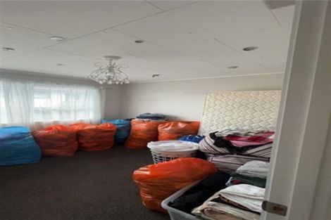 Photo of property in 4 Pahi Place, West Harbour, Auckland, 0618