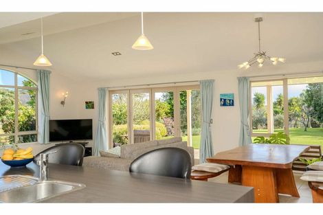 Photo of property in 10 Pickmere Lane, Kerikeri, 0230