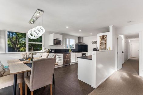 Photo of property in 36 Sunline Avenue, Massey, Auckland, 0614