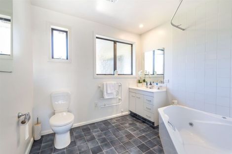 Photo of property in 14a Aylmer Street, Somerfield, Christchurch, 8024