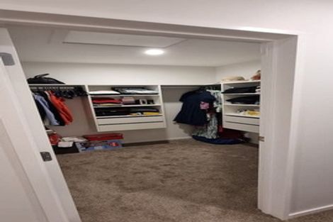 Photo of property in 19 Kaimai Avenue, Massey, Auckland, 0614