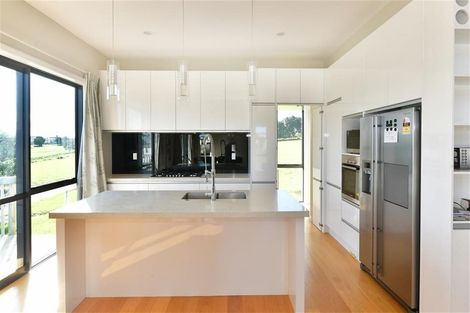 Photo of property in 347 Pinecrest Drive, Gulf Harbour, Whangaparaoa, 0930