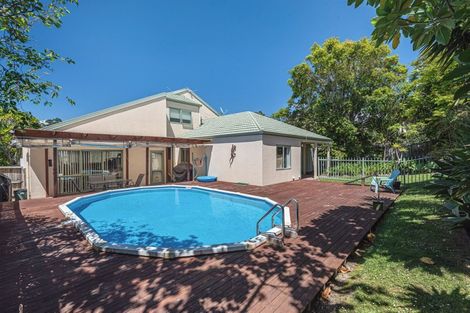 Photo of property in 13 Northern Rata Place, Albany, Auckland, 0632