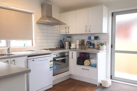 Photo of property in 337 Swanson Road, Ranui, Auckland, 0612