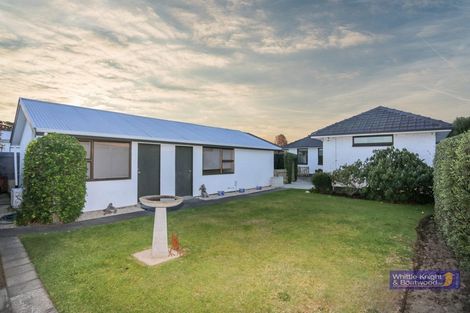 Photo of property in 3 Bevington Street, Avonhead, Christchurch, 8042