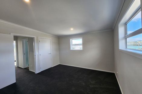 Photo of property in 40a Waiuta Street, Titahi Bay, Porirua, 5022