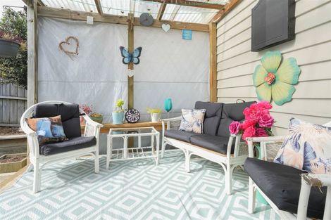 Photo of property in 5 Aranui Avenue, Waitarere Beach, Levin, 5510