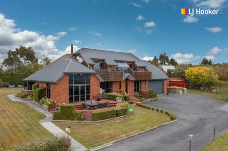 Photo of property in 13 Sproull Drive, Scroggs Hill, Dunedin, 9076