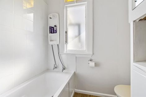 Photo of property in 28 Harris Street, Waimate, 7924