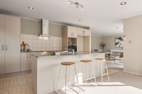 Photo of property in 15 Kereru Place, Pyes Pa, Tauranga, 3112