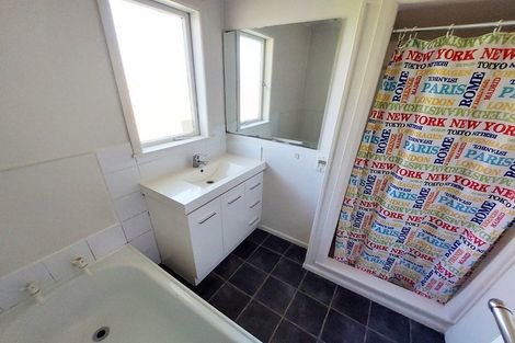 Photo of property in 150 Bryant Road, St Andrews, Hamilton, 3200