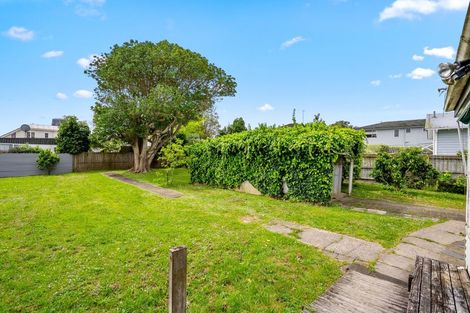Photo of property in 17 Napier Avenue, Takapuna, Auckland, 0622