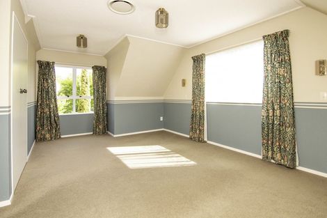 Photo of property in 18 Churchill Avenue, Hokowhitu, Palmerston North, 4410