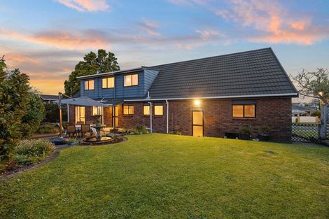 Photo of property in 13 Glucina Avenue, West Harbour, Auckland, 0618