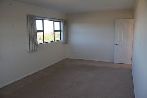 Photo of property in 46 Arahiwi Grove, Tirohanga, Lower Hutt, 5010