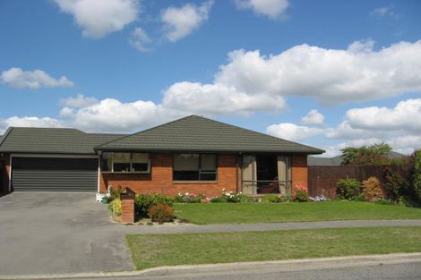 Photo of property in 13 Devon Crescent, Darfield, 7510