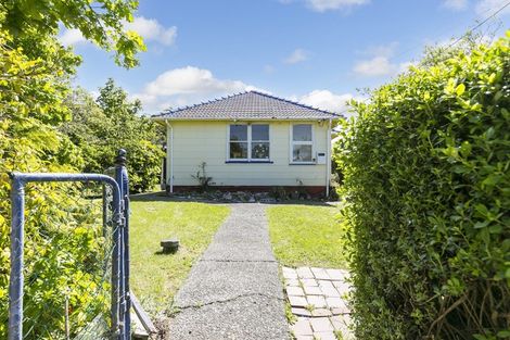 Photo of property in 92 Mornington Road, Brooklyn, Wellington, 6021