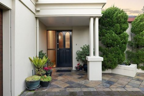 Photo of property in 323c Oceanbeach Road, Mount Maunganui, 3116