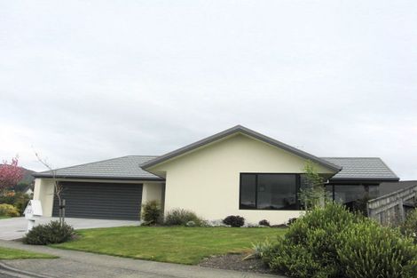 Photo of property in 22 Masefield Street, Stoke, Nelson, 7011