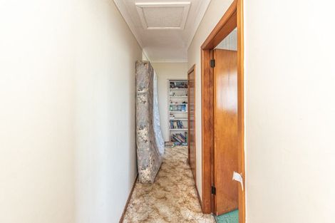 Photo of property in 125 Cornfoot Street, Castlecliff, Whanganui, 4501