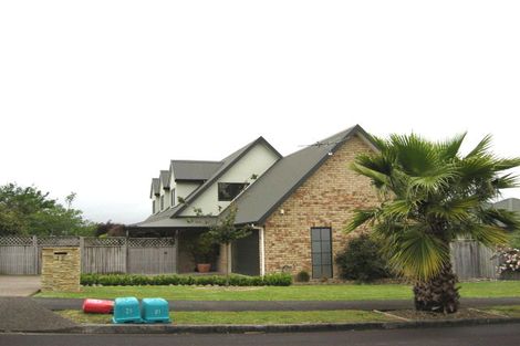 Photo of property in 12 Parkhaven Drive, Rosehill, Papakura, 2113