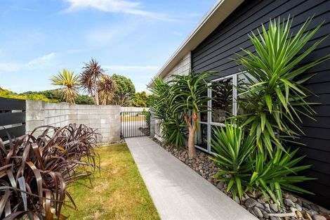 Photo of property in 92h Fairfield Road, Hawera, 4610