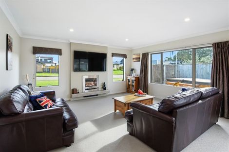 Photo of property in 26 Okarito Avenue, Levin, 5510