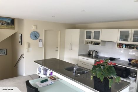 Photo of property in 44b Fairview Crescent, Kelburn, Wellington, 6012