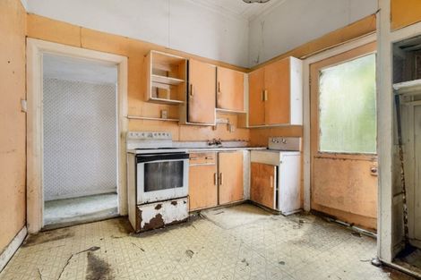 Photo of property in 126 Wallace Street, Mount Cook, Wellington, 6021