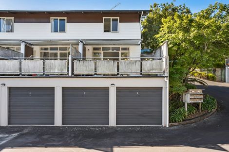 Photo of property in 4g/20 Ian Marwick Place, Birkenhead, Auckland, 0626