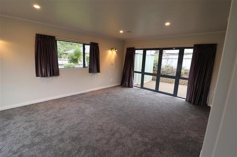 Photo of property in 34 Birkinshaw Grove, Riverstone Terraces, Upper Hutt, 5018