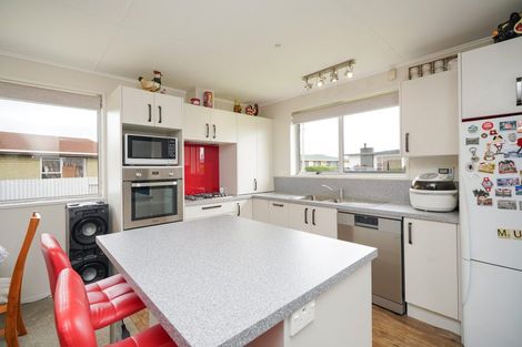 Photo of property in 56 Severn Street, Clifton, Invercargill, 9812