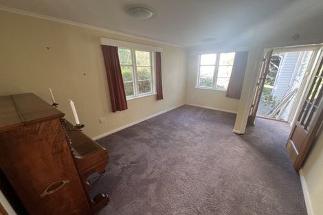 Photo of property in 169 Totara Road, Miramar, Wellington, 6022