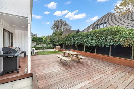 Photo of property in 115b Merivale Lane, Merivale, Christchurch, 8014