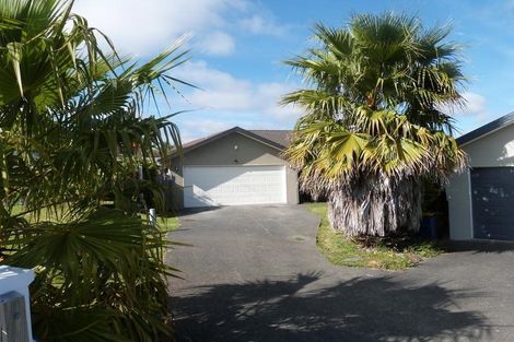 Photo of property in 25 Arlose Place, Westgate, Auckland, 0614