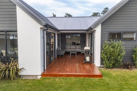 Photo of property in 12 Jag Way, Tinwald, Ashburton, 7700