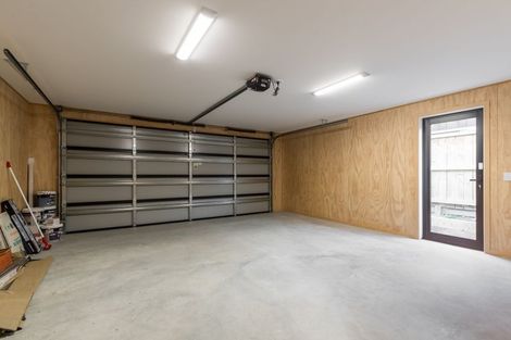 Photo of property in 21 Bannister Street, Jacks Point, Queenstown, 9371
