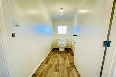 Photo of property in 2/35 Wallace Road, Papatoetoe, Auckland, 2025